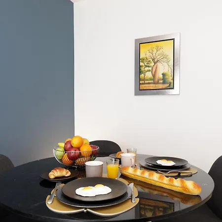 Gray D'albion 3i7 Yourhosthelper *