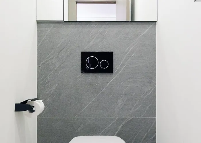 Gray D'albion 3i7 Yourhosthelper