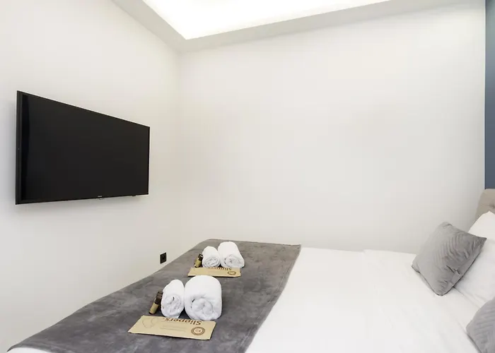 Gray D'albion 3i7 Yourhosthelper شقة